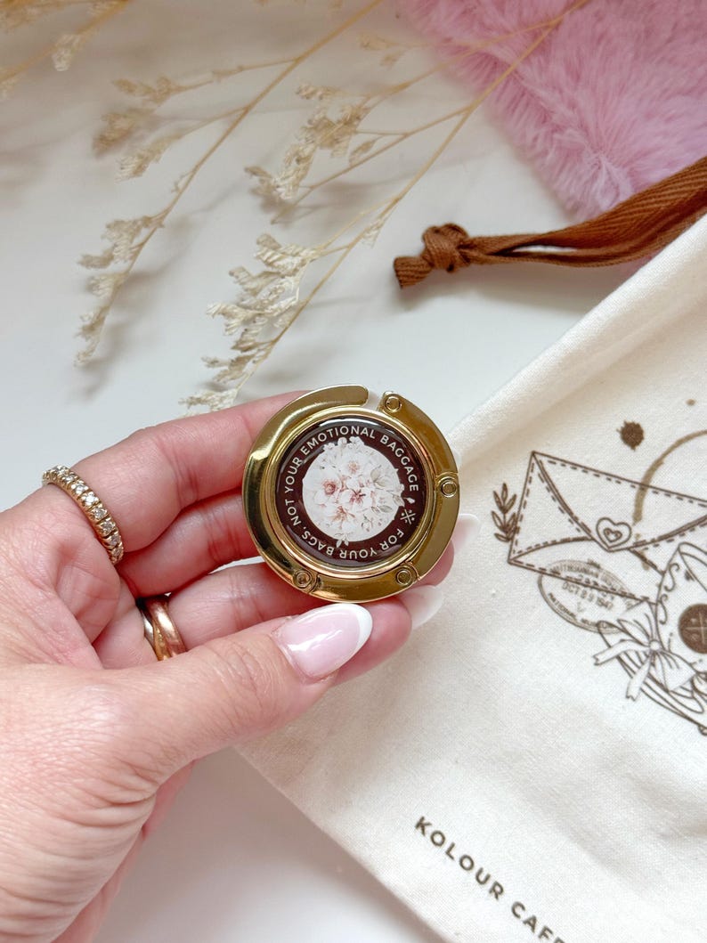 Gorgeous Girl Gift Set – Floral Mirror, Bag Hook & Pink Socks
